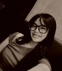 AnishaSveum Public Pic