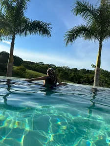 AriRobert_ A relax day Pic 4