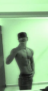 AdamCarterr Public 圖片 4