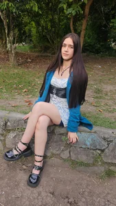 Kore_Persephone Marcher sans but, juste en regardant la lune... Pic 2