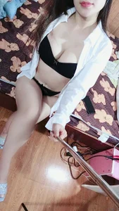 Helena-a: Public ( 4 фото)