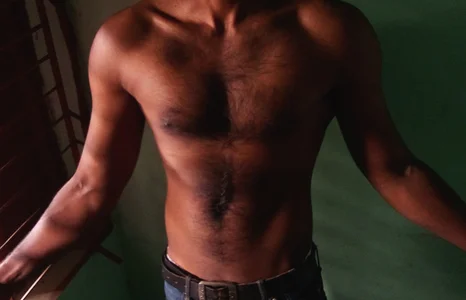 yonjiyohane chillin Foto