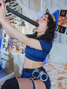 STOP POLICE HORNY de LuisaMarquez Foto 9