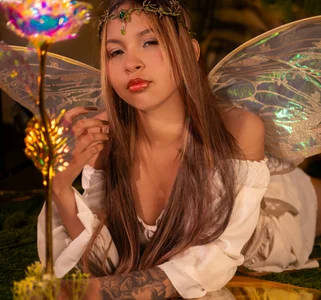 Heicy_ Happy Halloween from this beautiful fairy!  2টি ছবি