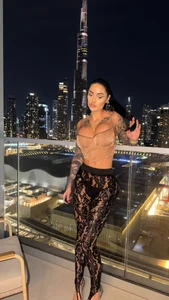 Public od AMBER_HARD  4 snímek