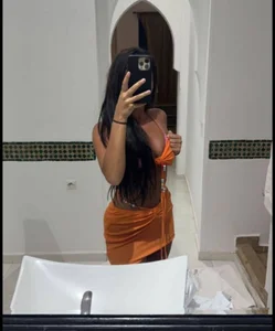 Christine_luvv Public Pic 4