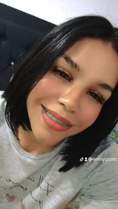 EMMY_AND_MIAのI amの 3枚の写真