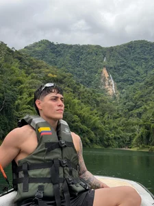 _joansoto 🌳 사진 2