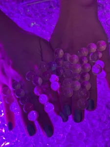 ah_mara_ My soft hands🫧 Foto 5