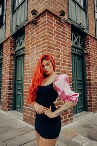 LeaThompson Elegant Street Fotka 8