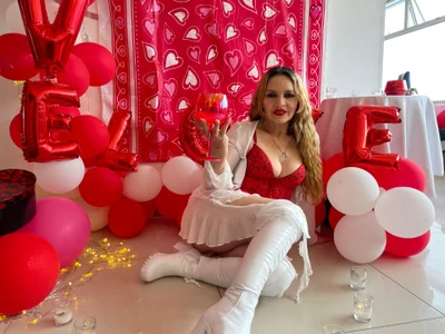 ChalotteGrey kullanıcısının Happy Valentines Day albümü -  4 fotoğraf