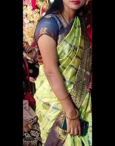 Kavya17 Public10 Pic