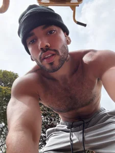 VanguardVarsity Marco Foto