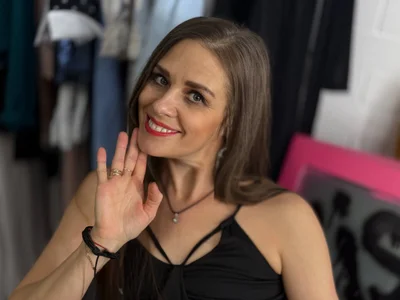 EmiliaBedyНежность图片 2