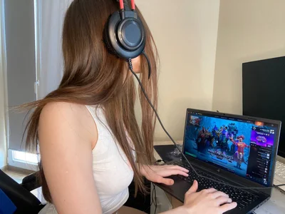 Your Mistress after Gaming od CutieWorm  2 snímek