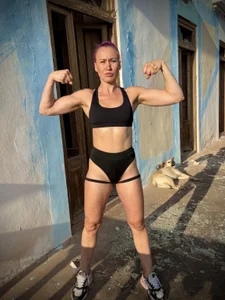 Dina-Light's my muscles Sex Photo 9