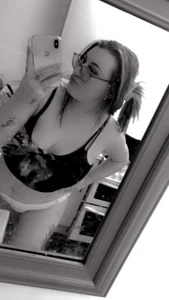 PoppyPlays669: Public ( 5 фото)