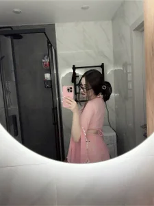 Blow_Star Public Pic 3