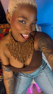 Brown fit 🤎 de KenyaMystic  4 photos