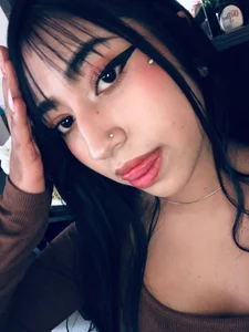 Kloysaenz welcome guys ❤️😈🔥 Bilde