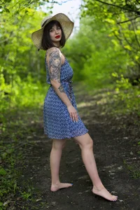 NicoleMun In a blue dress💙 사진 2