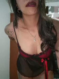 Paola_andrade 😈 Foto 2