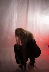 A Sensual Symphony in Black and White ☯ de dalila_salazar  4 photos