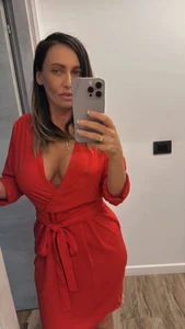 DivineAmely: Public ( 4 фото)