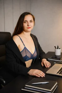 VoulezVous_Angel Will you be my boss? Pic 2