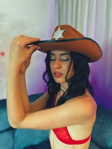 karlaa_james Public Foto 5