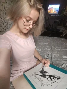 Smartemilia I'm just drawing Billede 2