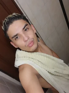 xpleasurableboyx's XXX Nude Photo 4