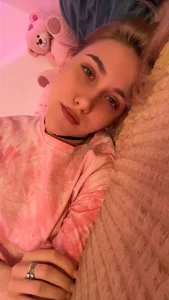 pinkhornyprincess kullanıcısının 🩷🩷🩷🩷🩷 albümü -  5 fotoğraf