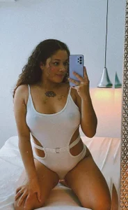 Public od zulyjones  3 snímek