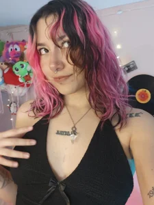 _zephyr_ Karol, the heartbreaker 💔💔 Foto