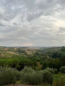 mercedescuteeのitalyの 2枚の写真