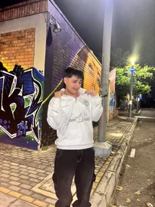 AndrewPherson: 🙃😈 ( фото)