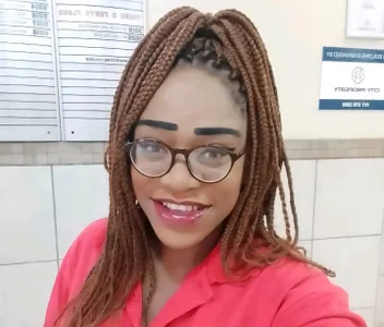 Public de sultrydiva00  4 Imagens