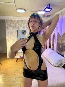 Morgananoir1 I want to pink my pussy on your big cock Foto 5