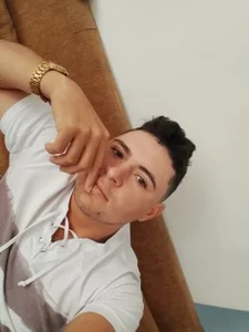 THEO_WOOD3 Public Pic 2