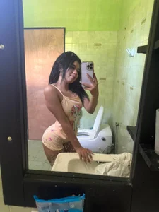 ShopieMoore's XXX Nude Photo 1