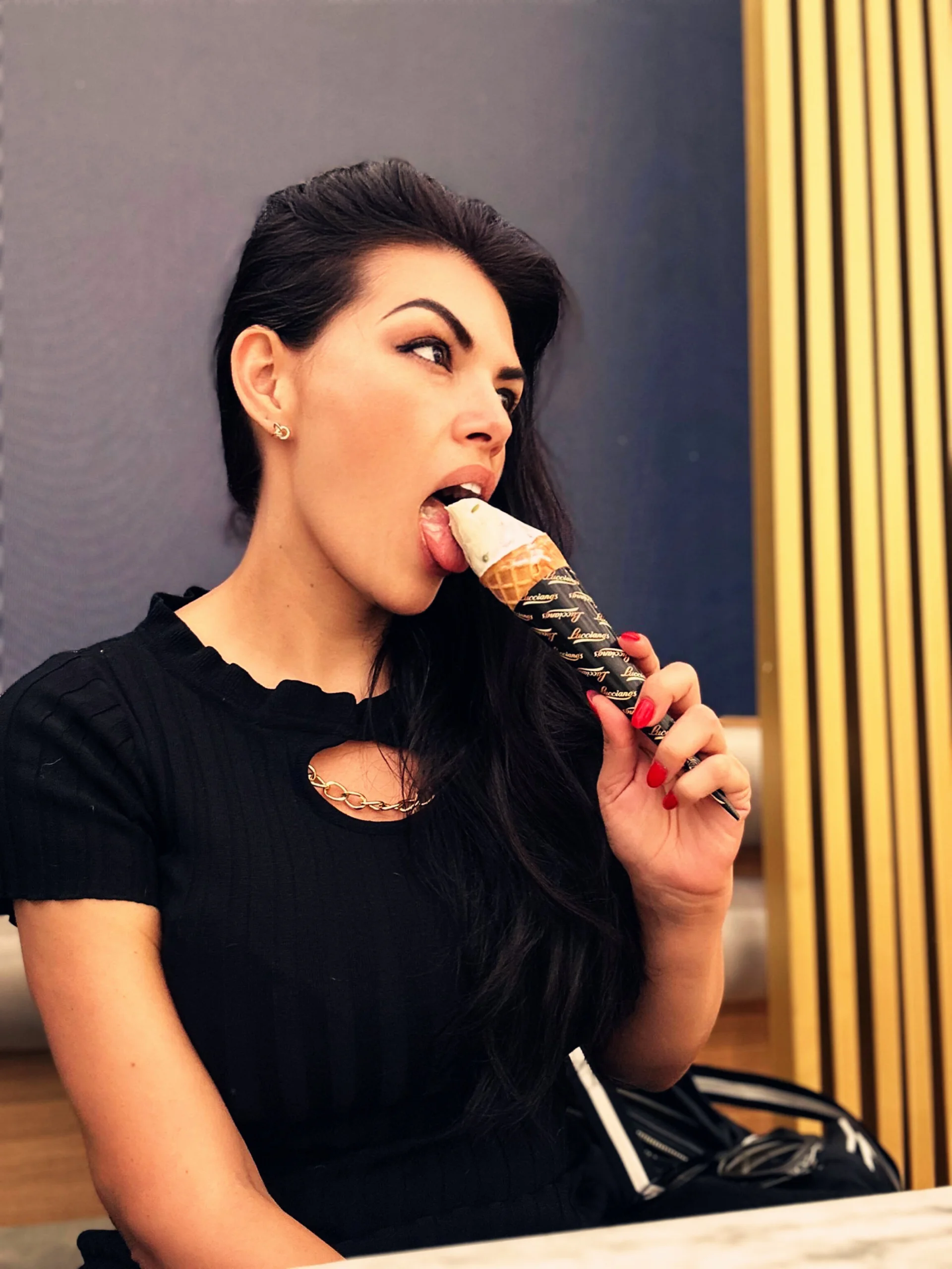 CarlaConnorTV - Photo 6
