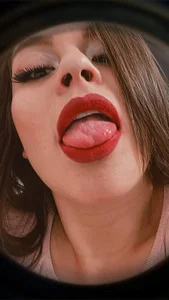 Laia__hadid Public Foto 8