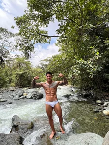 AdanReilly river12 Immagine 