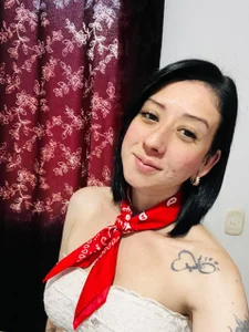 Valeriana00 kullanıcısının withe and red 💕 albümü -  3 fotoğraf