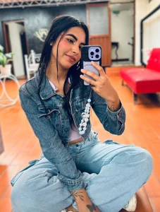 "Your skin is the territory I long to explore with my lips." ✨ de Perla_lovely_  4 Imagens