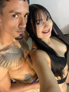 Latin_Pleasures kullanıcısının Us for you 😘😏 albümü -  2 fotoğraf