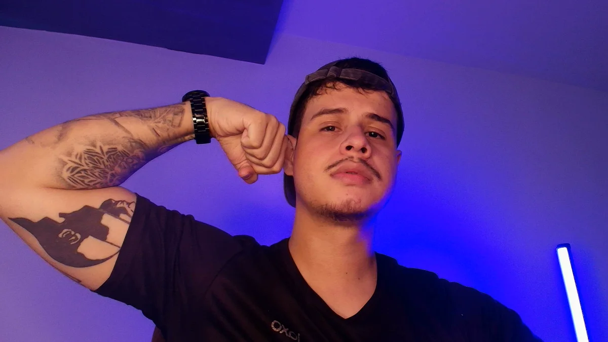 BjornSteel 님의 트렌드 중인 사진  4598개