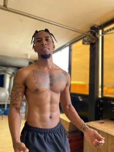 derrick_dean Public 사진 3