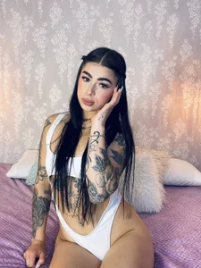 GOOD GIRL 🤍💌💫 de skailyn_angels  5 photos